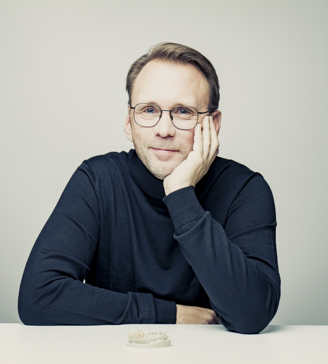 René Wollenberg, master dental technician and owner