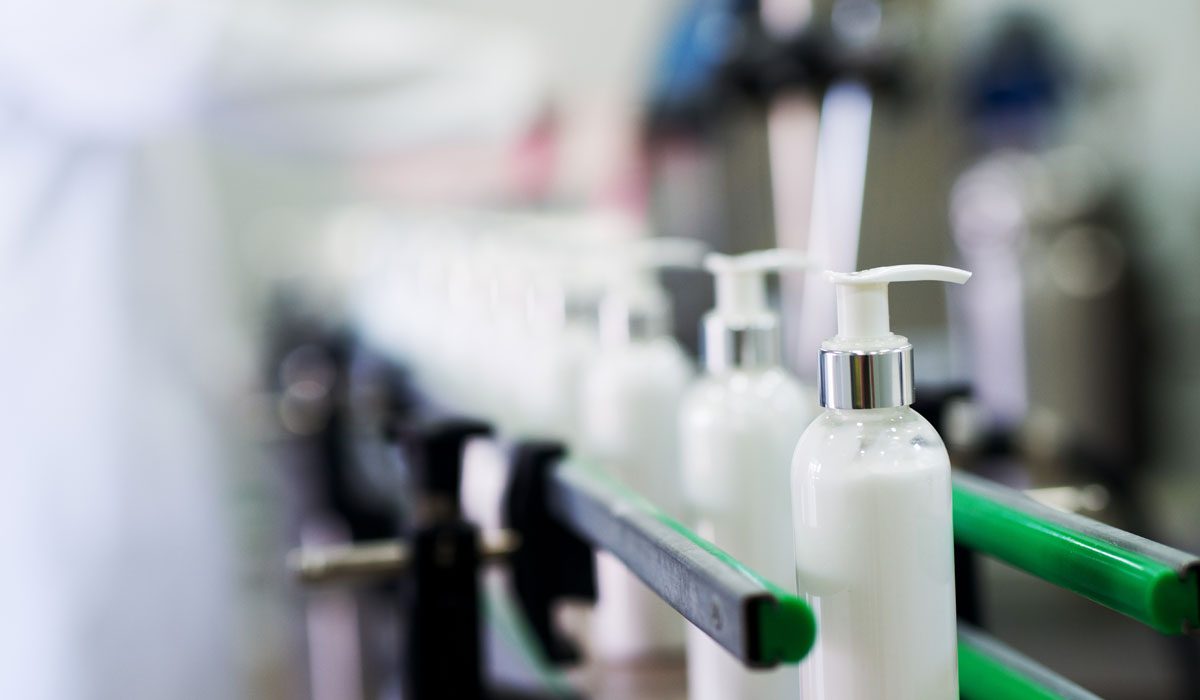 Packaging machines for the cosmetics industry
