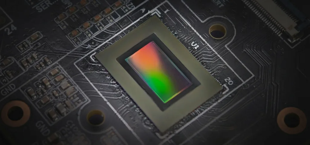 APX004 – Hybrid-Vision-Sensor mit ultraniedrigem Stromverbrauch (4MP APS / 0.45MP EVS)