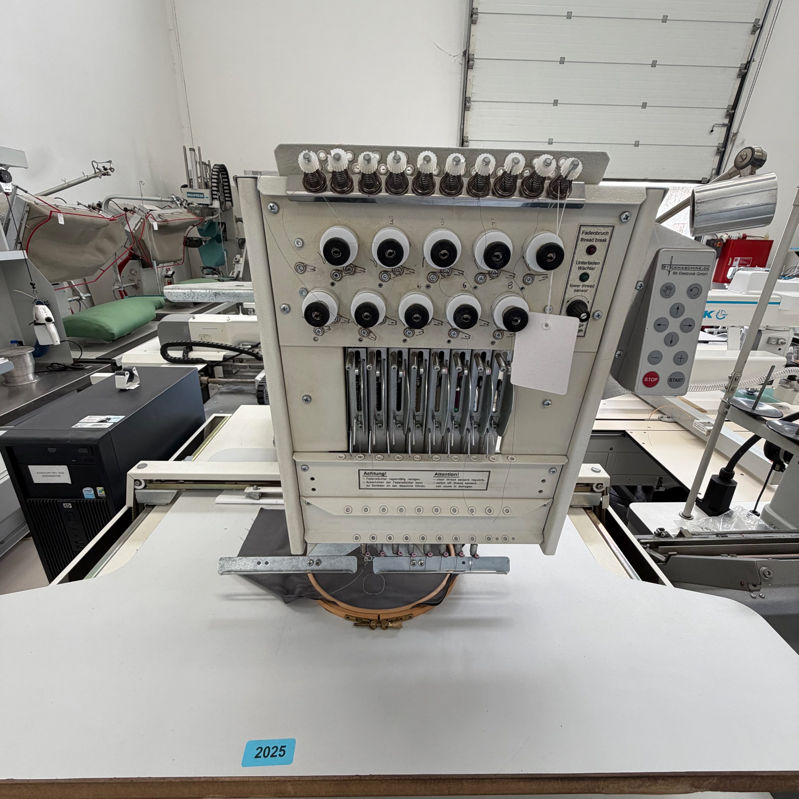 Stickmaschine 600-0125-98 aus dem Lagerbestand