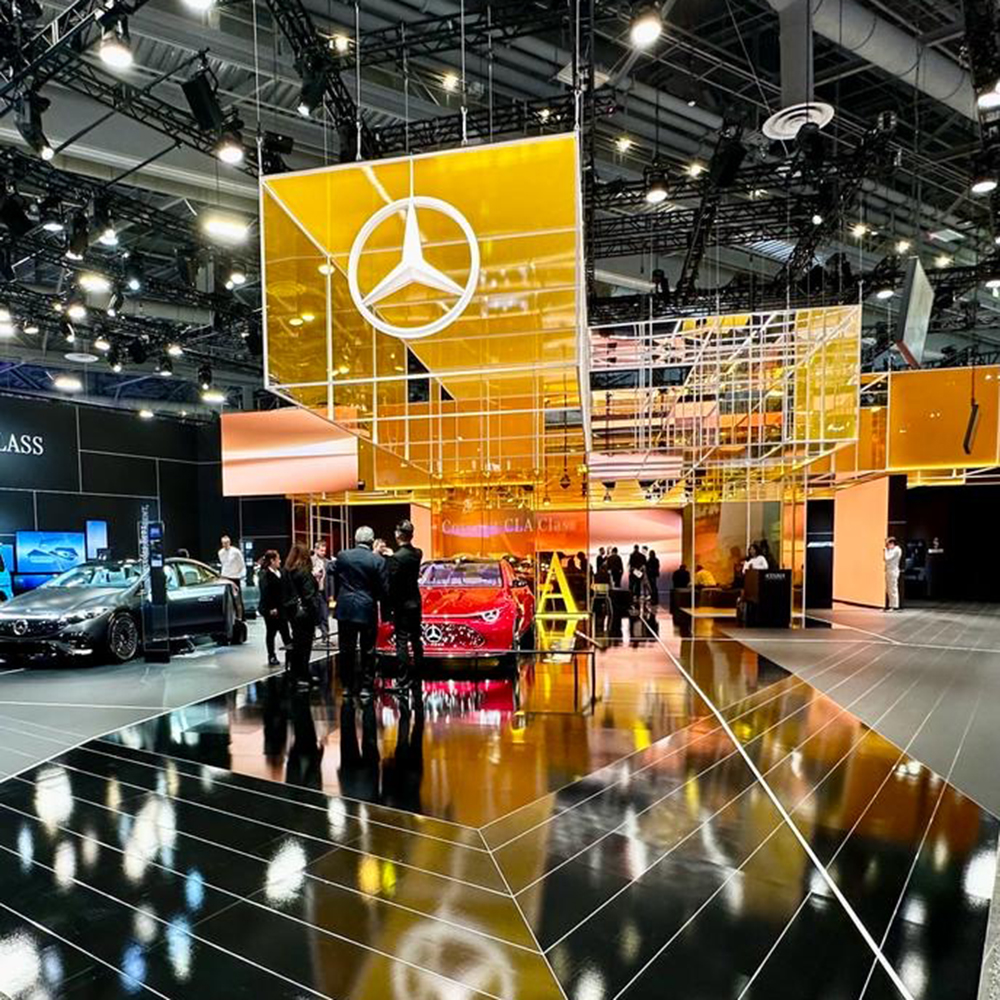 Mercedes-Benz Messeauftritt CES