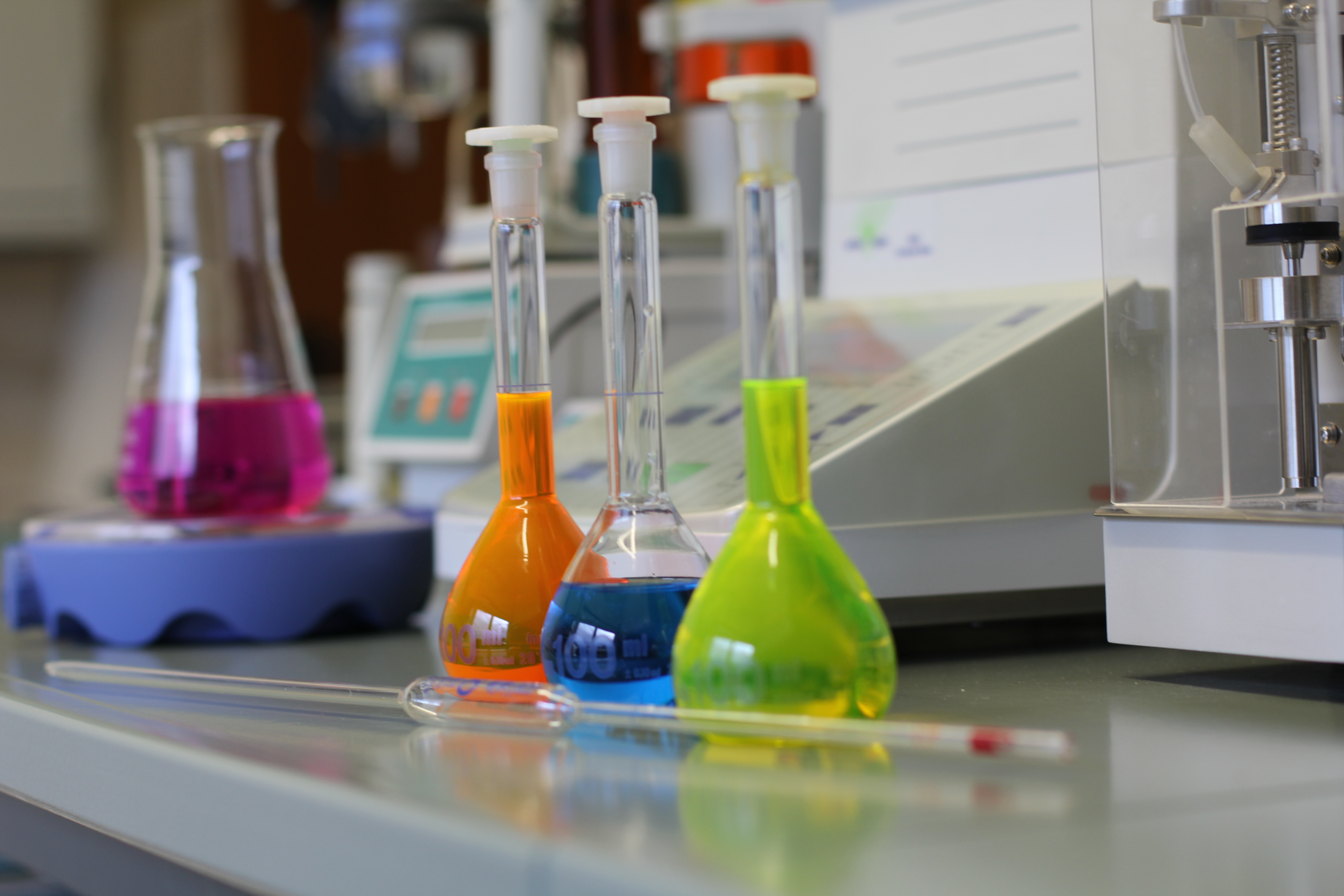 Chemikalienlieferung in Wuppertal