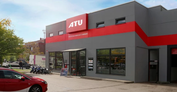 ATU Filiale mit Servicestation