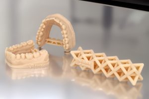 Dental-Bauteil aus Ultracur3D® DM 4505 N