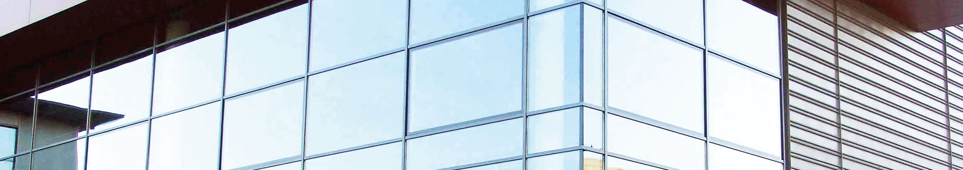 Systemlösungen aus Aluminium, Stahl und Edelstahl