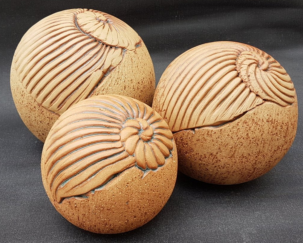 Keramikfiguren (Kugeln)