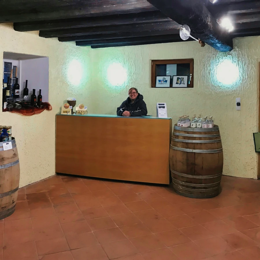 Vinothek mit Verkaufsraum