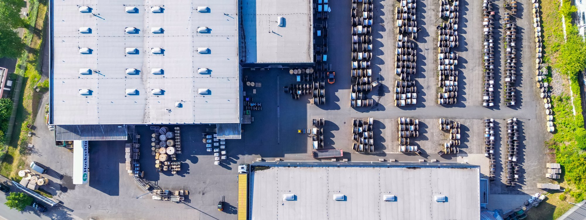Logistics halls at the Iserlohn site