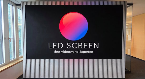 Indoor LED Screen im Firmenempfang Zürich