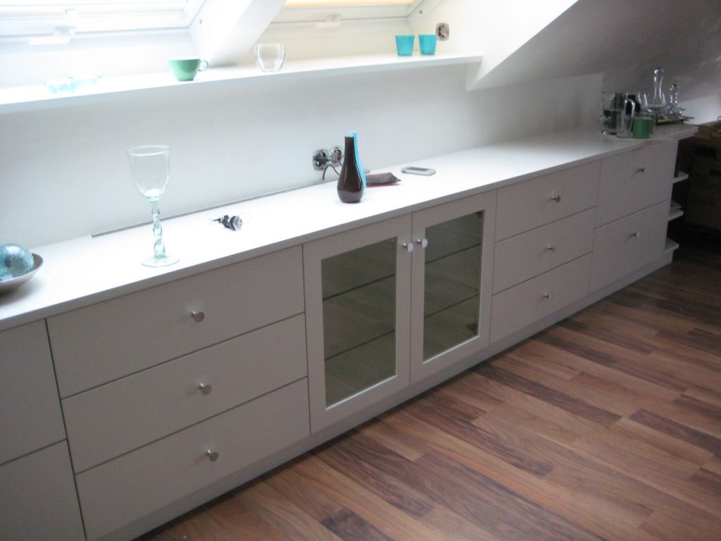 Sideboard unter der Dachschräge