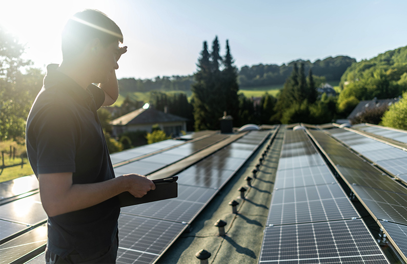 Photovoltaik-Anlage auf dem Firmengebäude