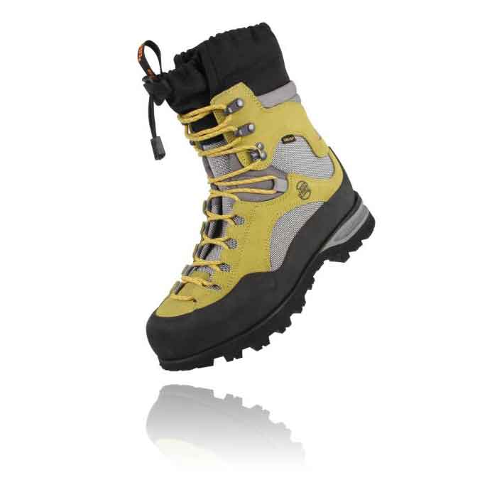 Produktfoto Bergschuh als Ausgangsmaterial für 360°-Animation