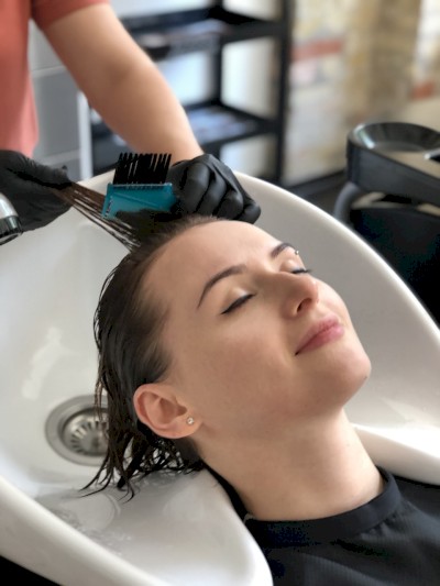 Friseursalon - Friseurprodukte Berlin Mitte