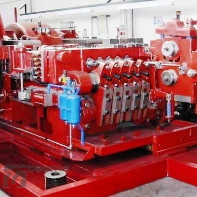 Mehrstufenpresse National 750