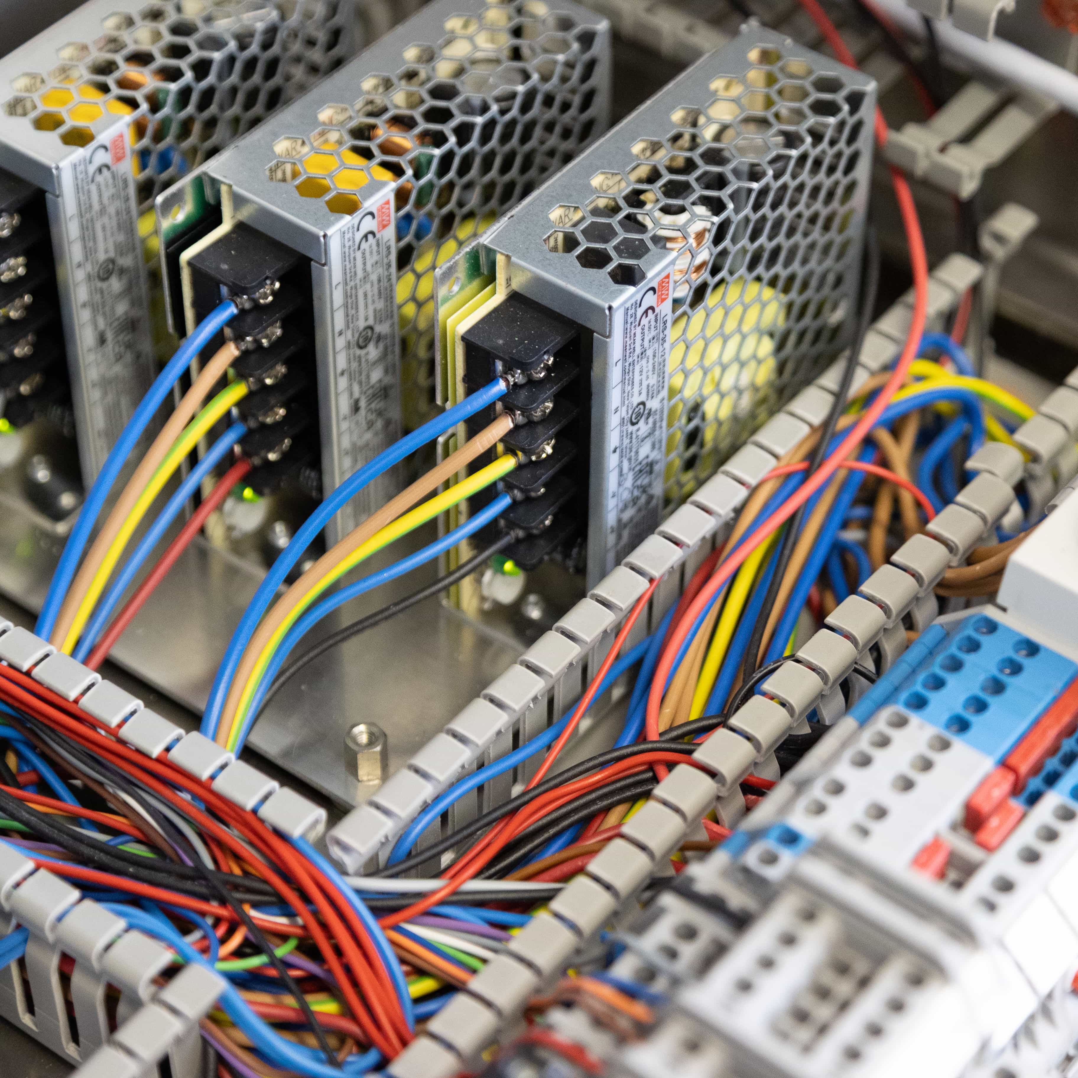Automatenfertigung in der firmeneigenen Werkstatt