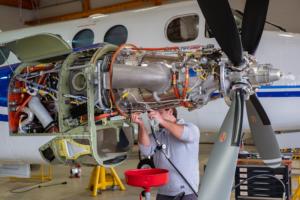 Wartung von Flugzeugen