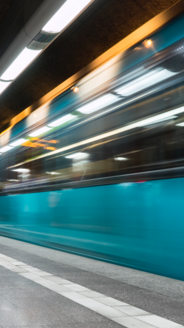 U- und S-Bahnstationen Frankfurt – Elektroinstallation