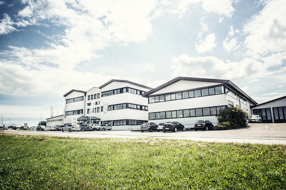 Firmengebäude Wölfle