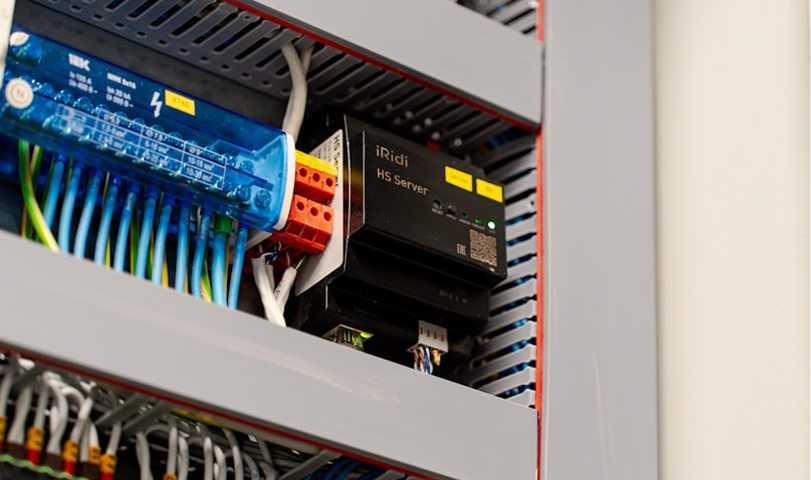 Automatisierungsserver im Schaltschrank