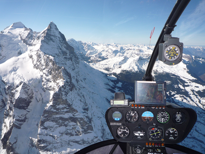 Helikopter am Eiger