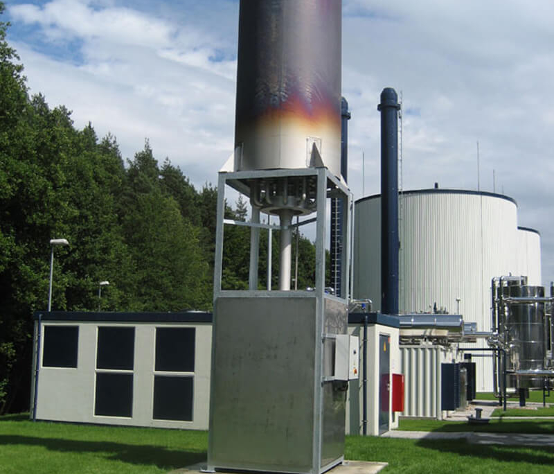 Niedertemperatur-Fackel NTV (8,2 MW, 1.200 m³/h)