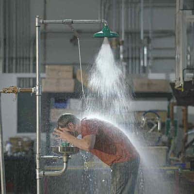 Kombinationssicherheitsdusche