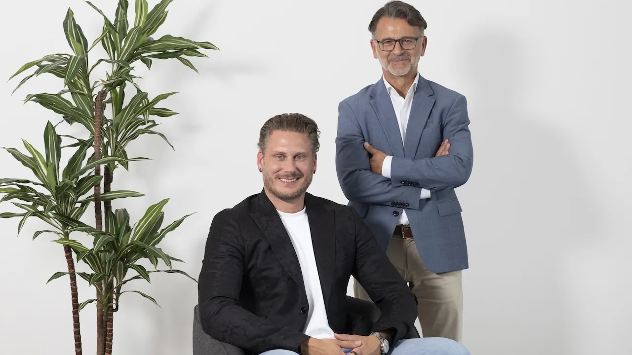 Marvin Großkrüger und Ivica Perić von GreenBESS im Interview mit Cash.