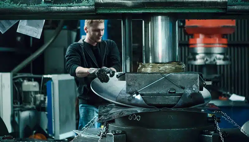 Böden nach Maß aus dem Bödenpresswerk