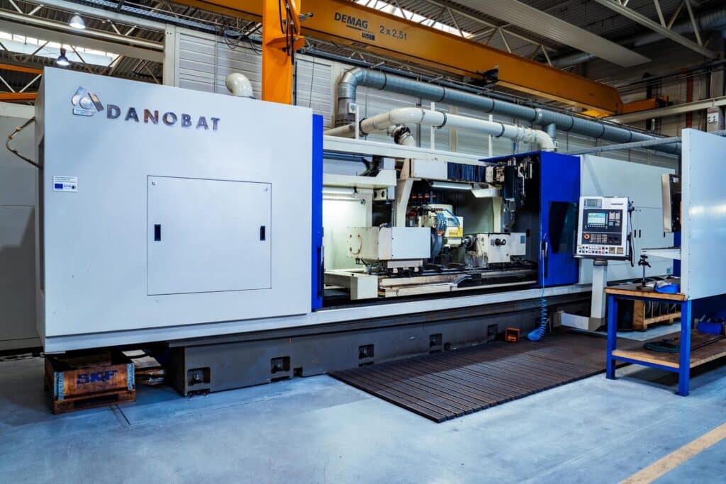 CNC-Außen- & Innenrundschleifmaschine DANOBAT HG-72-B10