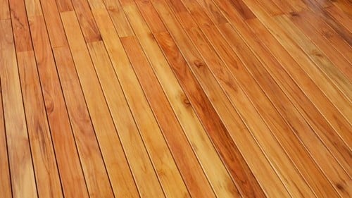 Holzpflege für Terrassendielen