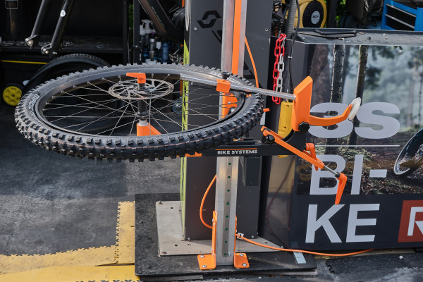 Bike Lifter / Radwechselgerät