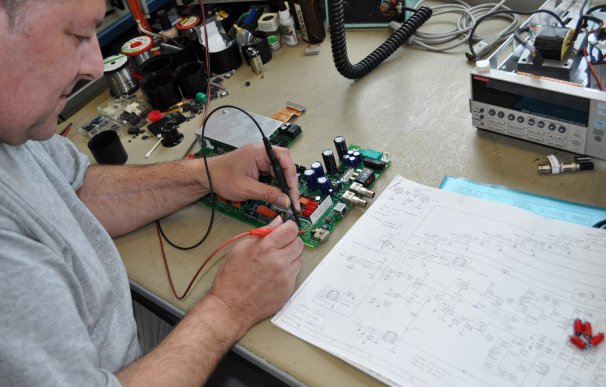 Service und Reparatur im Haus