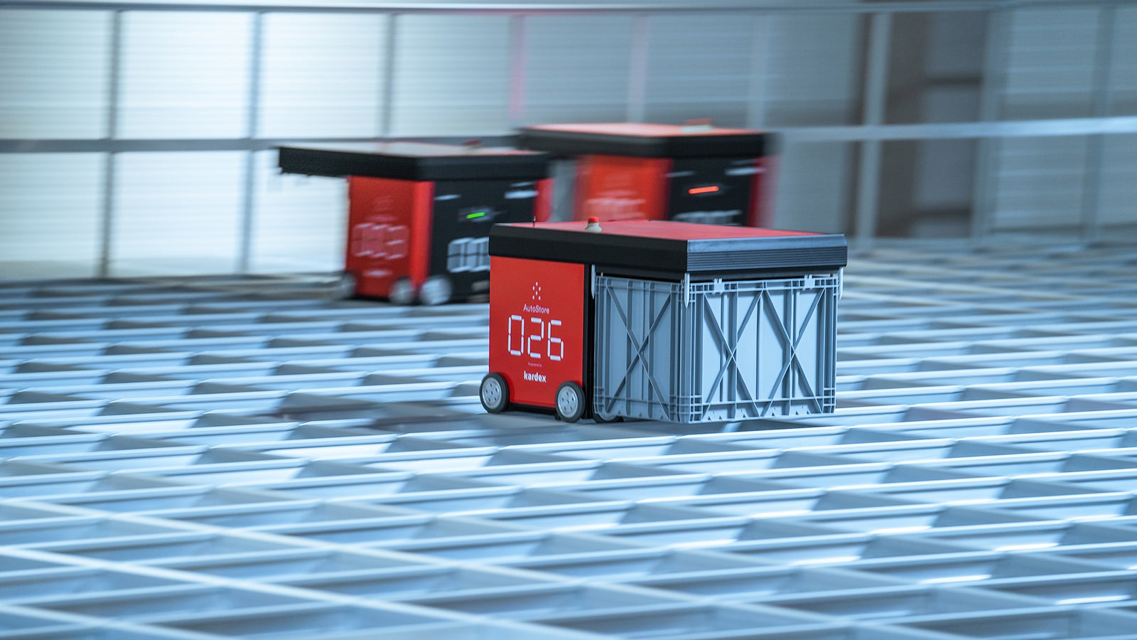 Kommissionierung mit Kardex-System beim Kunden