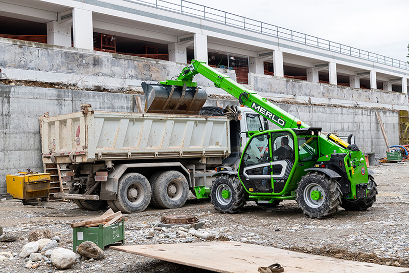 Merlo Teleskoplader P 30.10