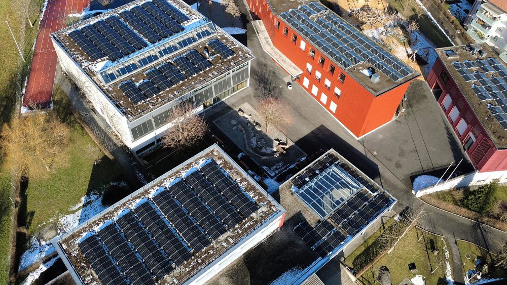 Photovoltaikanlage Turnhalle