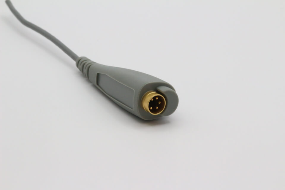 Kundenspezifische Stecker