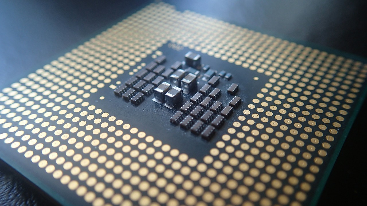 Prozessoren und Hardware