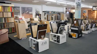 Ausstellung Bodenbeläge