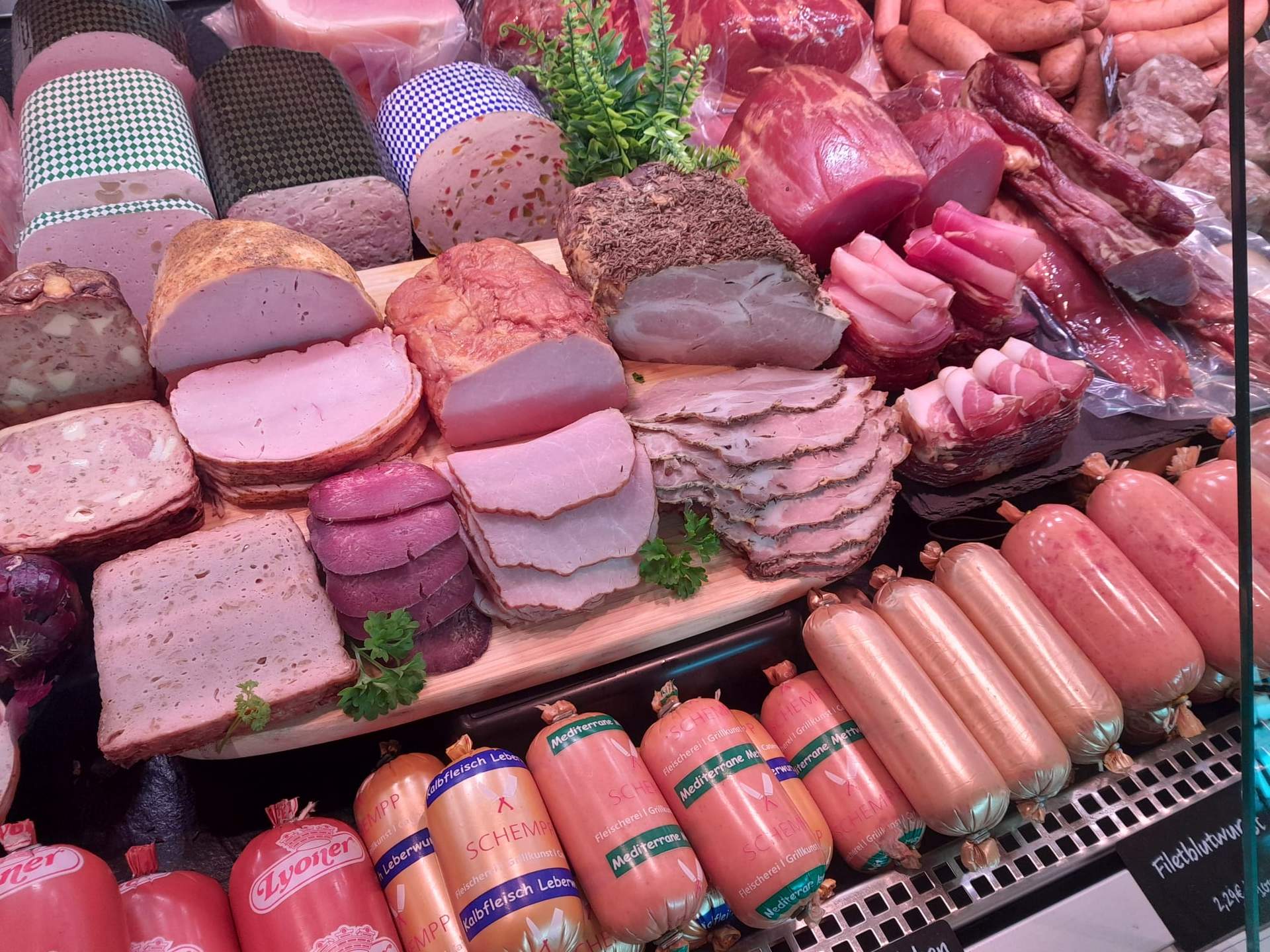 Fleisch- und Wurstwaren