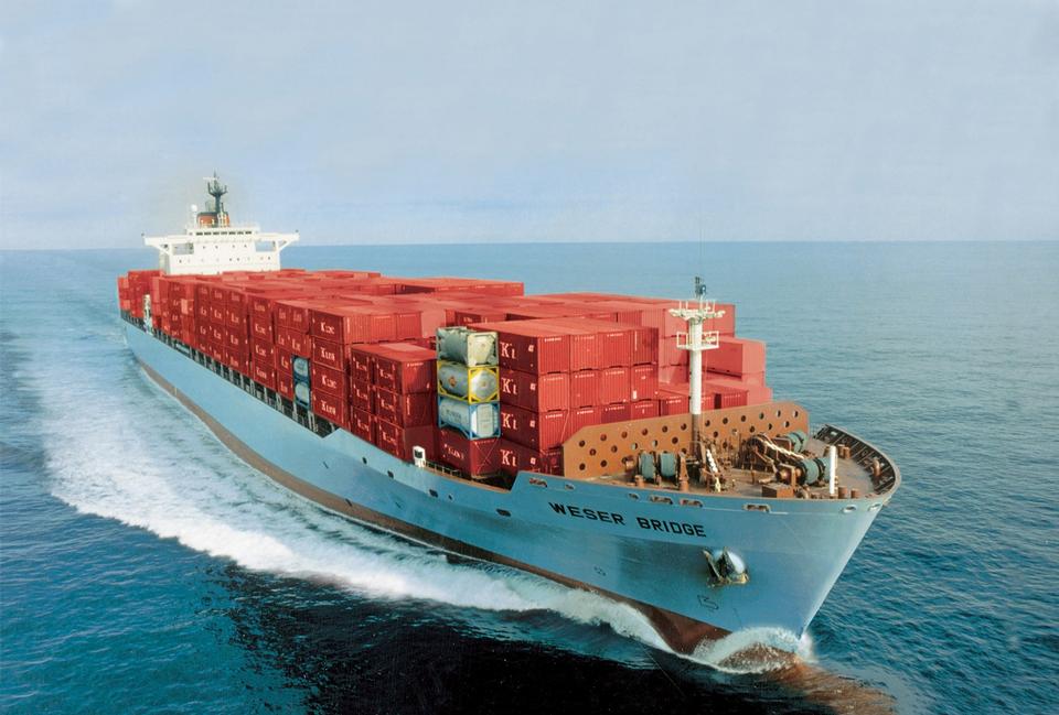 International logistics and transport