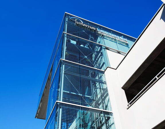 Blue Unique – Panoramalift Kantonsspital Luzern