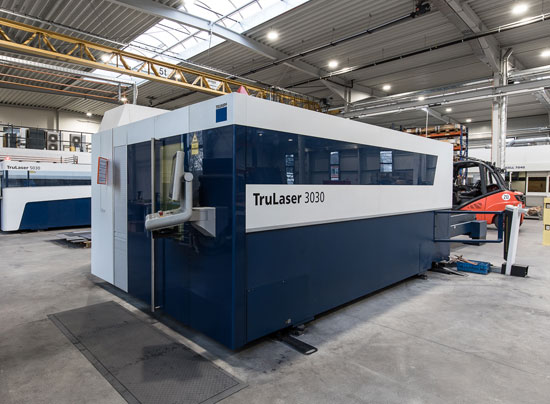 Trumpf 2D-Laseranlage mit 3 kW-Faserlaser