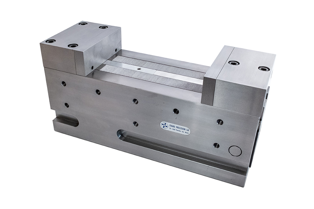 Type-EV – Pneumatischer Mehrfachspanner